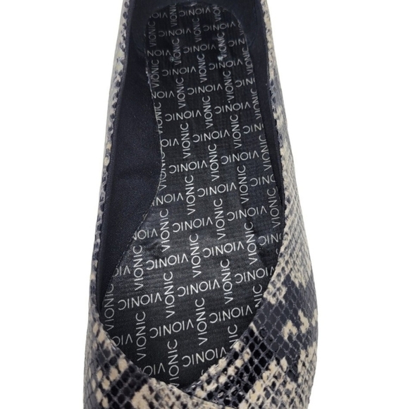 VIONIC Caballo Snake Slip On Flats Point Toe Comfort Orthopedic Shoes - Picture 9 of 11
